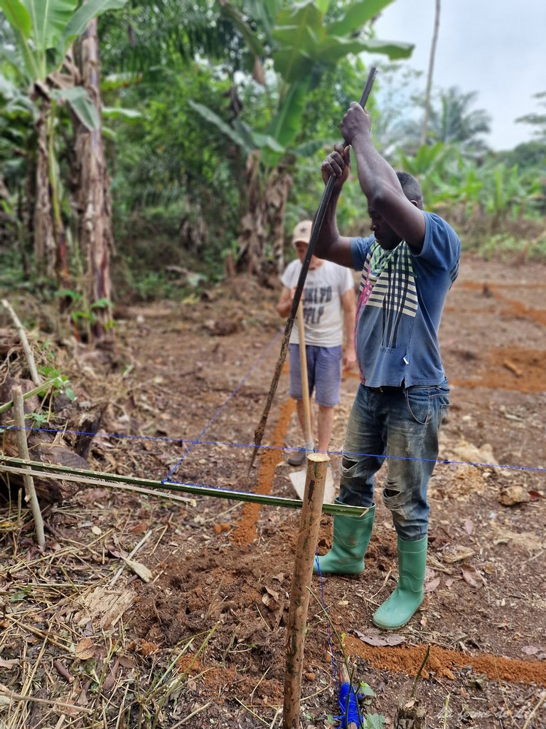 La ferme de Léo 2022, mission humanitaire, Nkolnyama Cameroun, travaux construction,