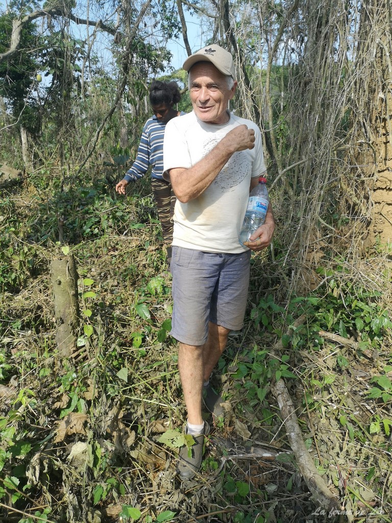 La ferme de Léo 2022, mission humanitaire, Nkolnyama Cameroun, La ferme de Léo, Bruno,